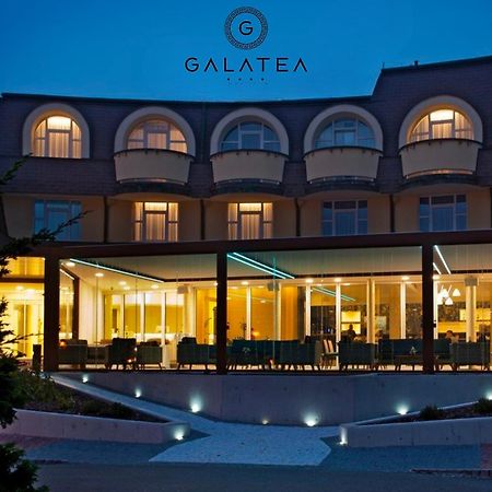 Hotel Galatea Mladá Boleslav エクステリア 写真